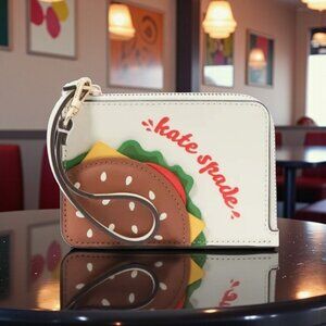 Kate Spade Burger Wristlet Wallet NWT Rare Novelty Snack Bar Bag